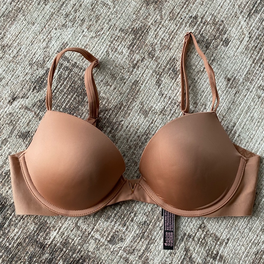 Victorias Secret Push-up Bra | Size 32C